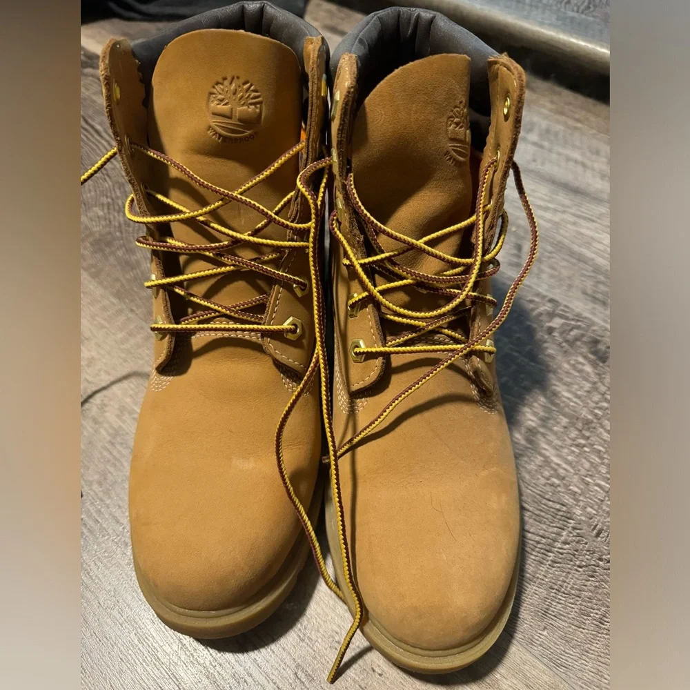 Timberland Boot - Picture 2 of 4
